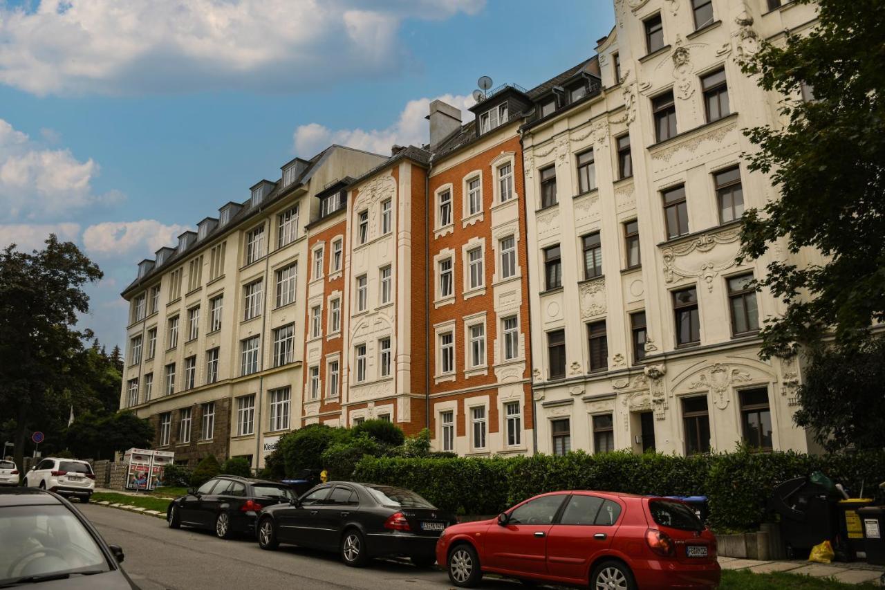 Moderne Ferienwohnung In Direkter Naehe Zur Uni, Netflix Gratis, Wlan, Waschmaschine, Geschirrspueler, Zentrum, Chemnitz Zewnętrze zdjęcie